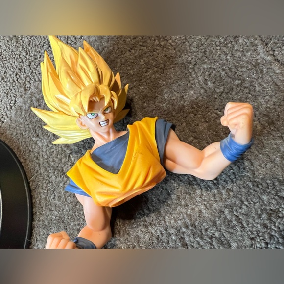 Banpresto 2005 Dragon Ball Z Super Saiyan Goku Large Figure Anime Japan Shonen - Picture 7 of 16